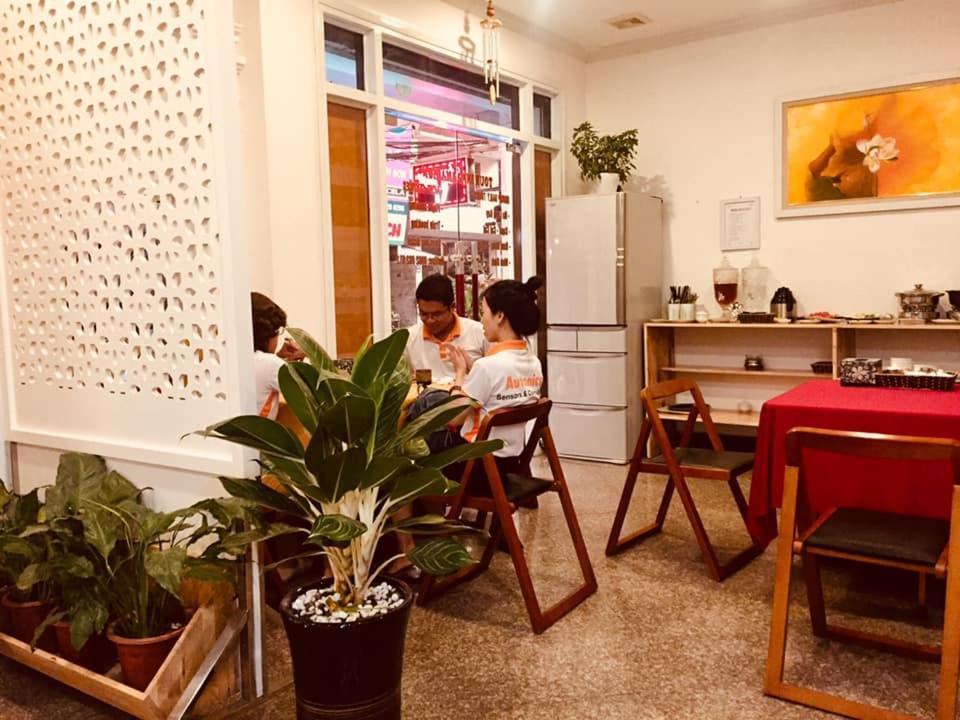 Royal Hotel Hanoi Dış mekan fotoğraf
