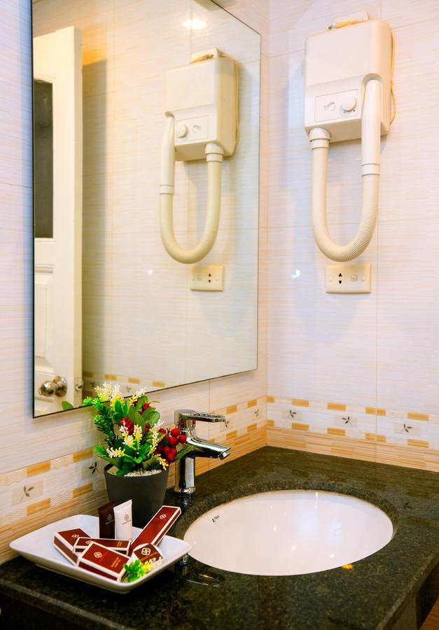 Royal Hotel Hanoi Dış mekan fotoğraf