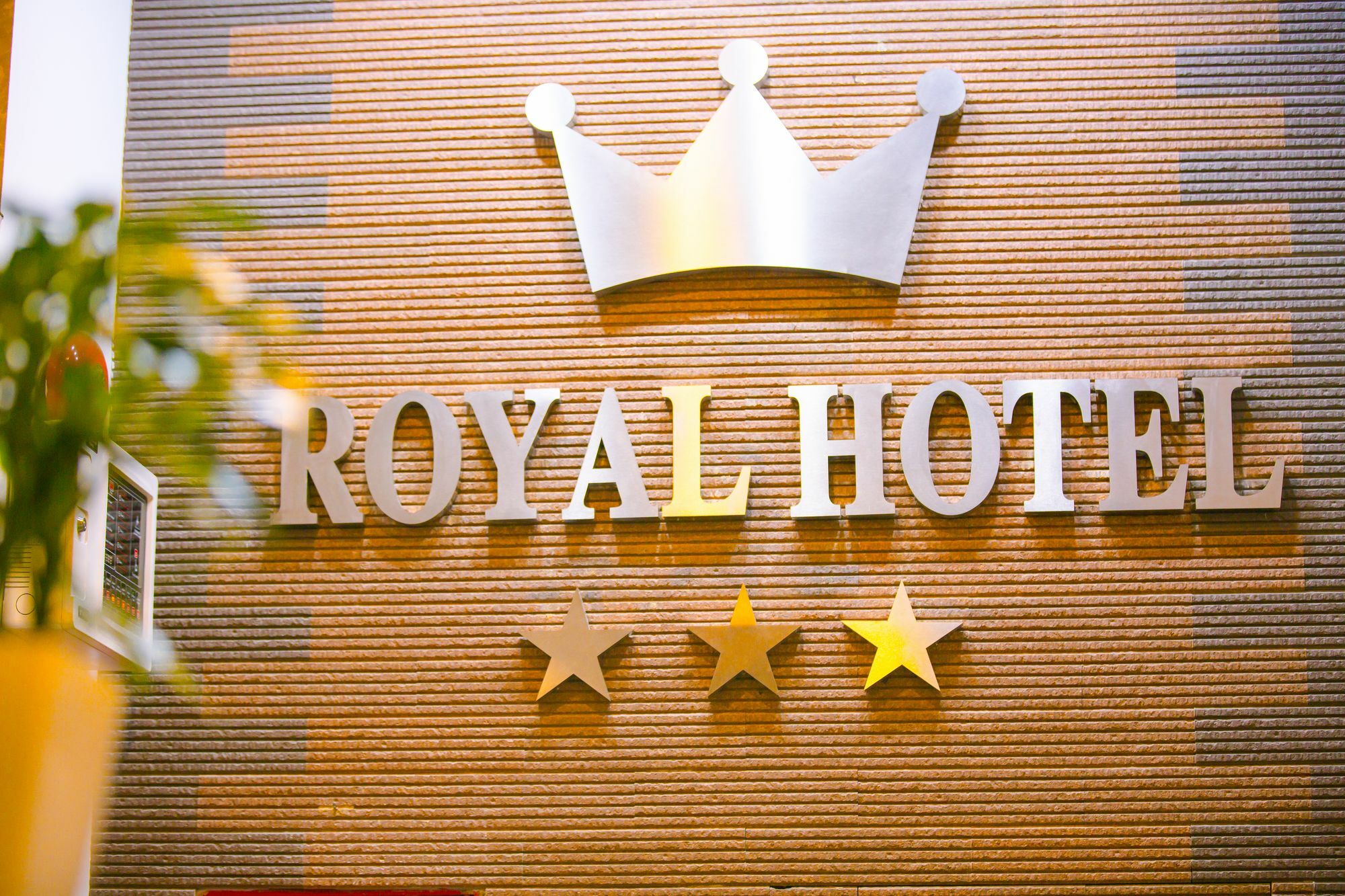 Royal Hotel Hanoi Dış mekan fotoğraf
